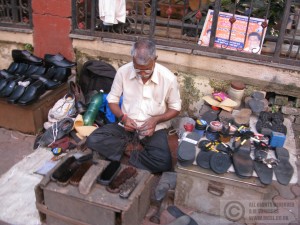 Shoe repair stall